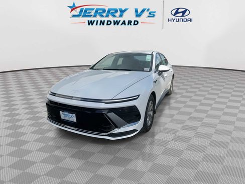 New 2026 Hyundai Sonata SE image 3