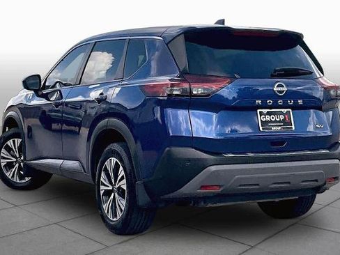 Certified 2023 Nissan Rogue SV FWD image 12