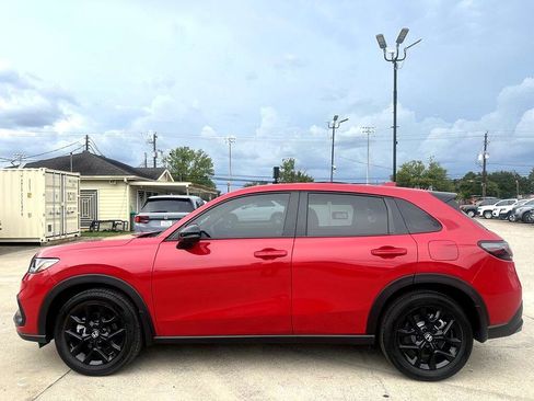Used 2025 Honda HR-V Sport image 6