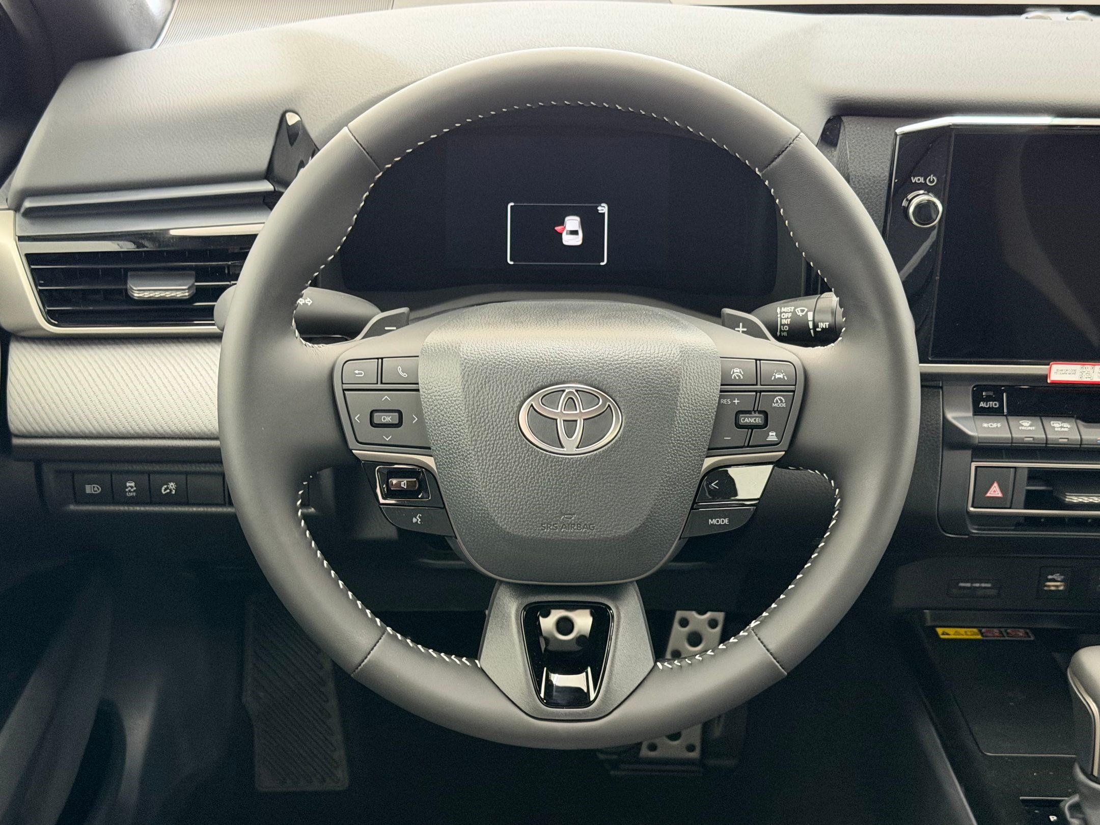Used 2026 Toyota Camry SE w/ Multimedia Upgrade Package FWD image 11