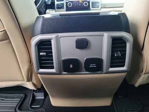 Certified 2019 Ford F350 Lariat w/ Lariat Ultimate Package image 15