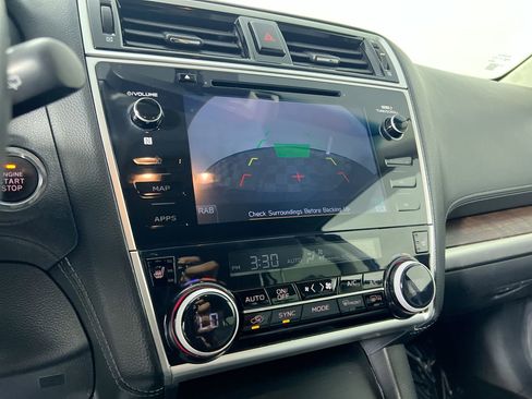 Used 2019 Subaru Outback 3.6R Limited image 26