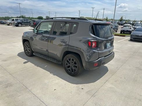 Used 2023 Jeep Renegade Altitude w/ Convenience Group I AWD/4WD image 5
