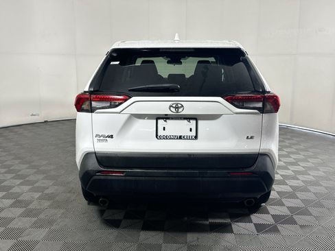 Used 2023 Toyota RAV4 LE FWD image 4