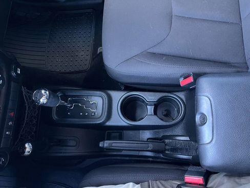 Used 2017 Jeep Wrangler Sport w/ Quick Order Package 24S image 17