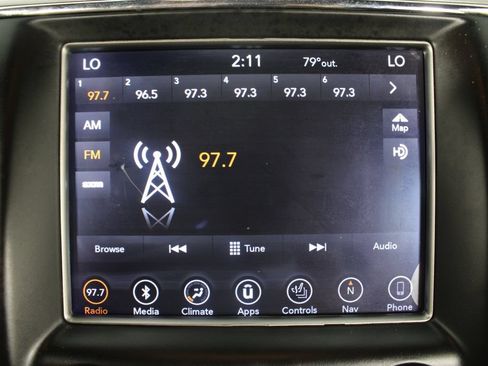 Used 2018 Jeep Grand Cherokee Altitude AWD/4WD image 5