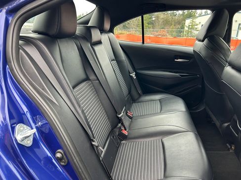 Used 2020 Toyota Corolla XSE image 35