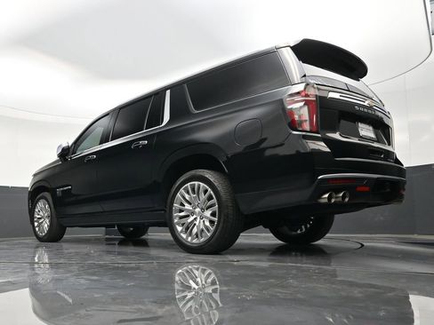 Used 2023 Chevrolet Suburban Premier w/ Max Trailering Package RWD image 22