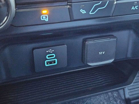 Used 2024 Ford F250 XL w/ XL Chrome Package image 30