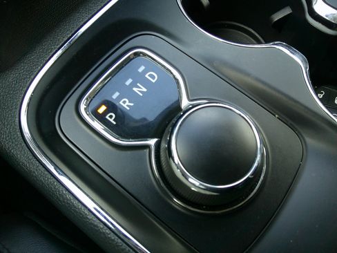 Used 2017 Dodge Durango GT w/ Premium Group image 25