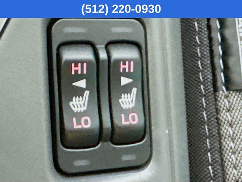 Used 2025 Subaru Crosstrek 2.0i Premium image 24