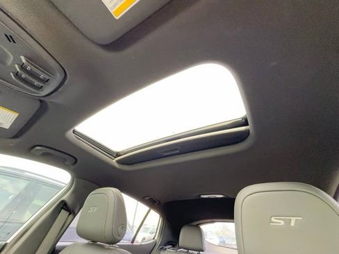 Used 2025 Buick Envista Sport Touring w/ Convenience I Package image 24