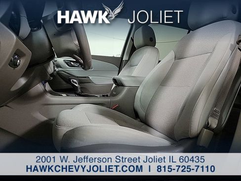 Used 2021 Chevrolet Traverse LT FWD image 11