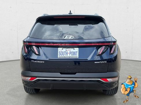 Certified 2023 Hyundai Tucson SEL AWD/4WD image 6