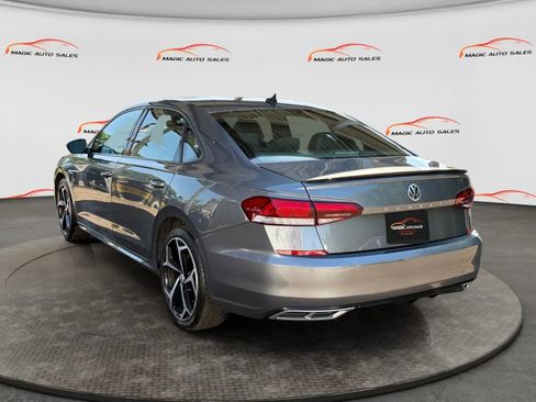 Used 2021 Volkswagen Passat 2.0T R-Line FWD image 8