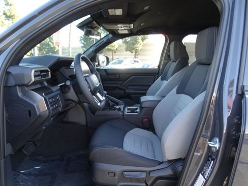 New 2026 Toyota 4Runner TRD Off-Road image 10