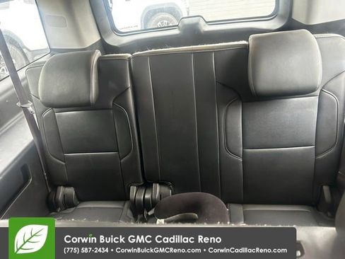 Used 2017 Chevrolet Suburban LT image 13