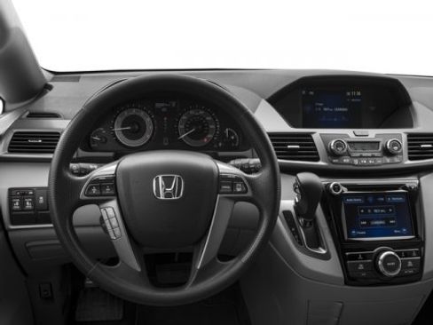 Used 2017 Honda Odyssey EX image 7