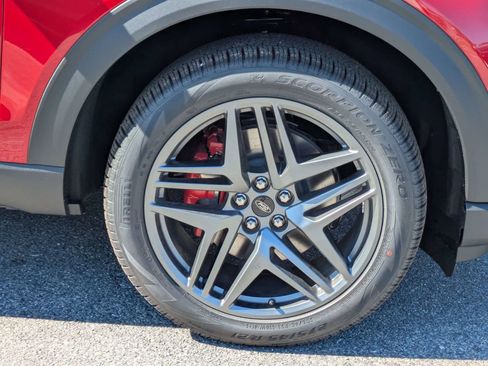 New 2026 Ford Explorer ST-Line w/ ST-Line Street Pack AWD/4WD image 6