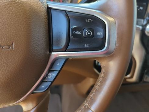 Used 2023 RAM 2500 Laramie AWD/4WD image 13
