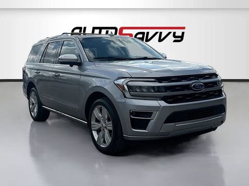 Used 2023 Ford Expedition Platinum RWD image 1