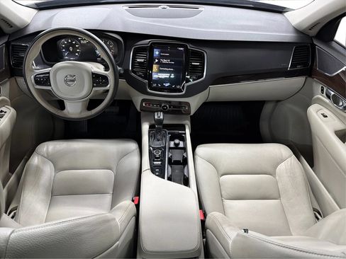 Used 2017 Volvo XC90 T6 Momentum w/ Vision Package AWD/4WD image 20