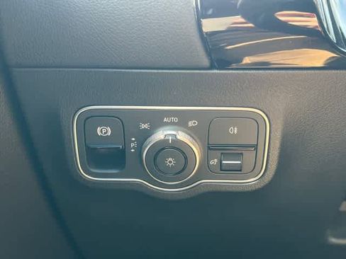 Certified 2023 Mercedes-Benz GLA 250 image 29