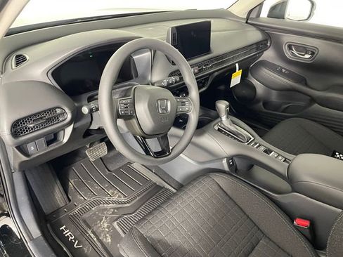 New 2026 Honda HR-V LX image 2
