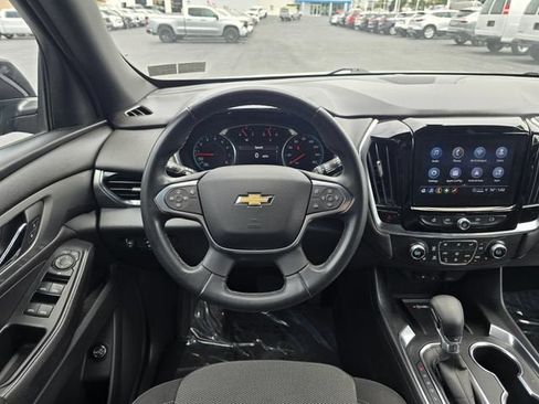 Used 2023 Chevrolet Traverse LT AWD/4WD image 22