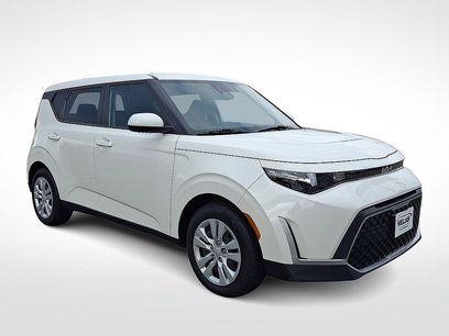 Used 2023 Kia Soul LX