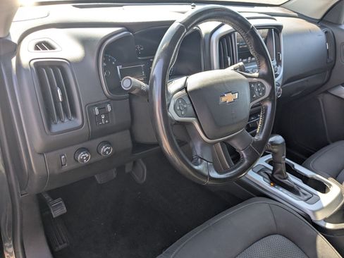 Used 2018 Chevrolet Colorado LT w/ LT Convenience Package AWD/4WD image 16