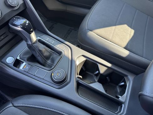 Used 2022 Volkswagen Taos SE w/ IQ.Drive SE Package image 29