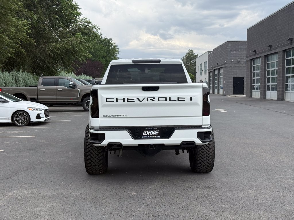 Used 2023 Chevrolet Silverado 1500 RST w/ Z71 Off-Road Package AWD/4WD image 11