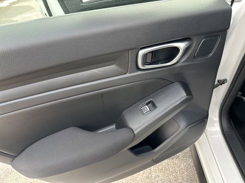 Used 2025 Honda Civic Sport image 25