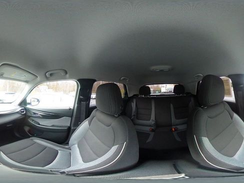 Used 2025 Chevrolet TrailBlazer LT image 36