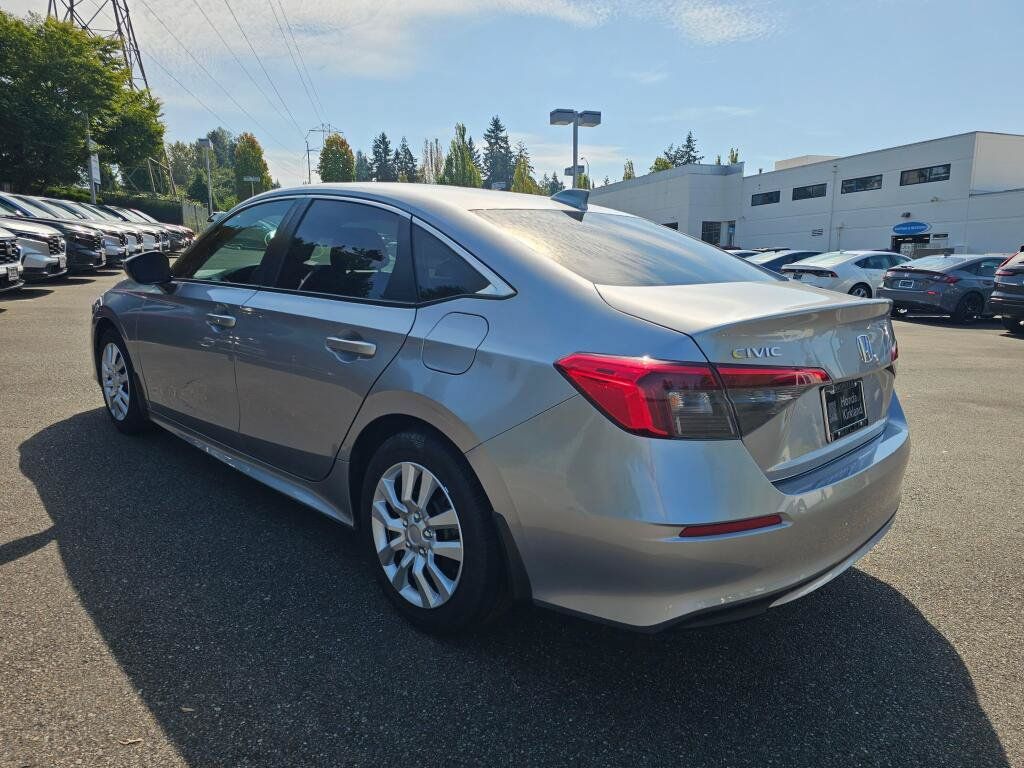 Used 2023 Honda Civic LX image 5