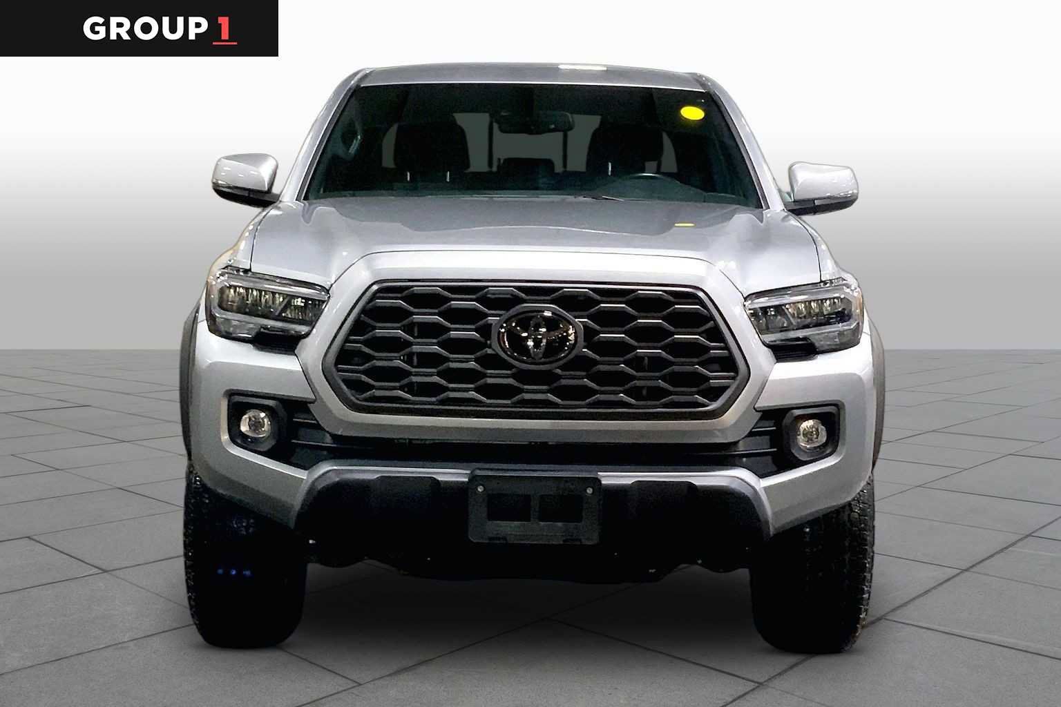Certified 2023 Toyota Tacoma TRD Off-Road AWD/4WD image 4