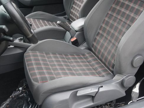 Used 2007 Volkswagen GTI 2.0T 2-Door image 24