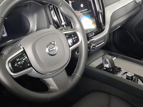 Used 2025 Volvo XC60 B5 Plus AWD/4WD image 18