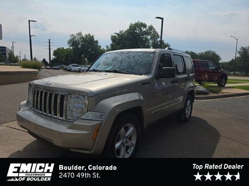 Used 2011 Jeep Liberty Limited w/ Comfort/Convenience Group AWD/4WD image 1