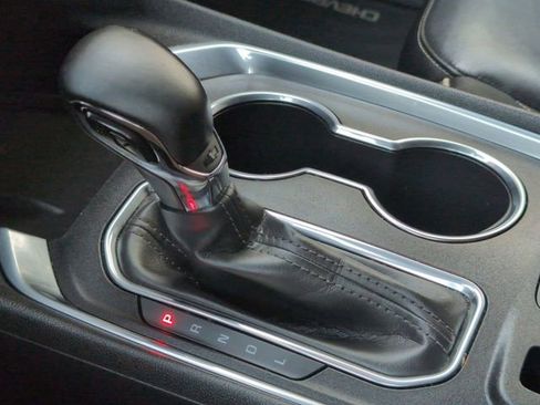 Certified 2023 Chevrolet Traverse Premier image 16