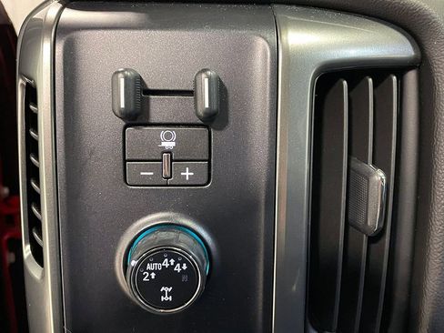 Used 2019 Chevrolet Silverado 1500 LT w/ All Star Edition AWD/4WD image 21