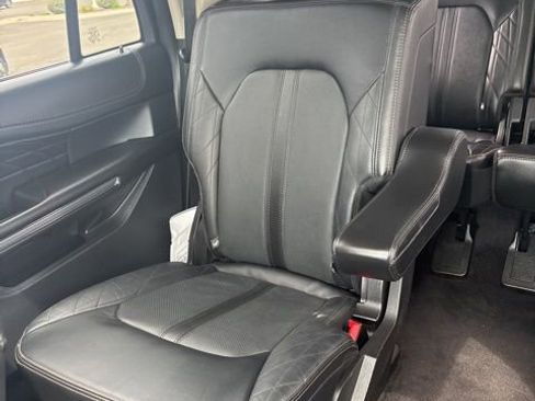 Used 2021 Ford Expedition Max Platinum AWD/4WD image 32