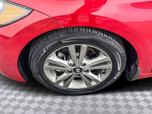 Used 2018 Hyundai Elantra SEL image 37