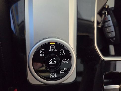 Used 2026 Mitsubishi Outlander LE AWD/4WD image 49