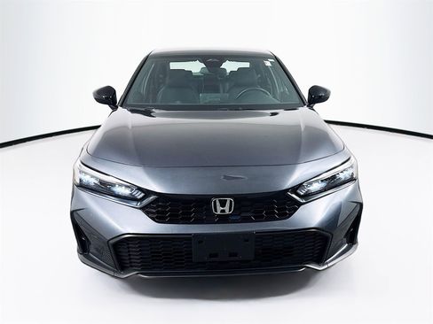 Used 2025 Honda Civic Sport image 2