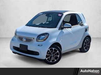 Used 2016 smart fortwo pure video 1