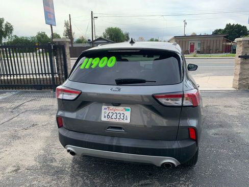 Used 2022 Ford Escape SEL image 42