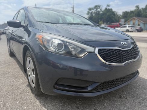 Used 2016 Kia Forte LX FWD image 3
