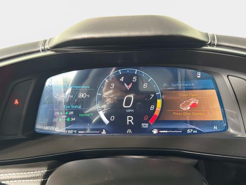 Used 2025 Chevrolet Corvette Z06 RWD image 36